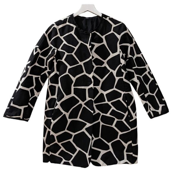 S Max Mara Black & White Giraffe Print Button Snap Jacket Size 4 - Picture 1 of 8